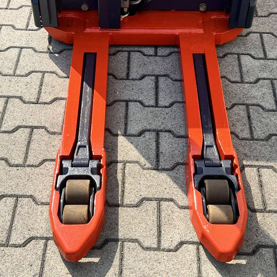 Linde L16i (372) - Máy xếp chồng: hình 5 Linde L16i (372) - Máy xếp chồng: hình 5