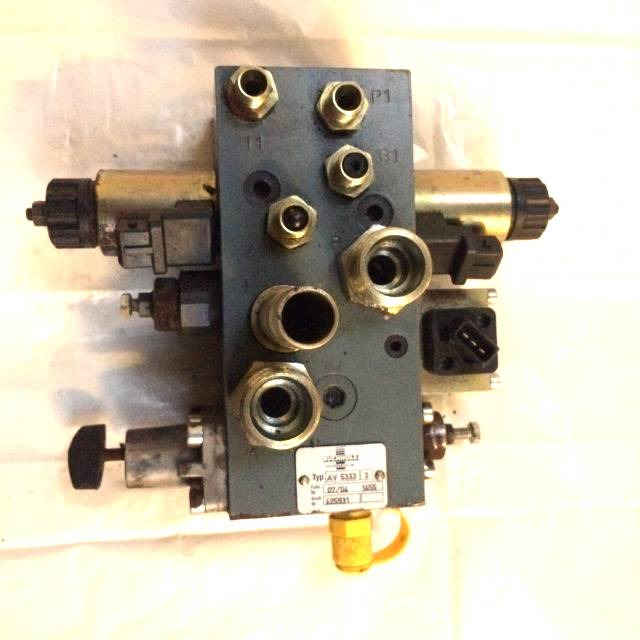 Steering block Hydraulik Still - Van thủy lực cho Thiết bị xử lý vật liệu: hình 1 Steering block Hydraulik Still - Van thủy lực cho Thiết bị xử lý vật liệu: hình 1