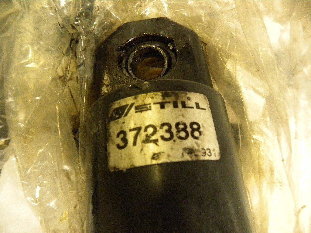 Tilt Cylinder For Still R20-18 - Xi lanh thủy lực cho Thiết bị xử lý vật liệu: hình 2 Tilt Cylinder For Still R20-18 - Xi lanh thủy lực cho Thiết bị xử lý vật liệu: hình 2