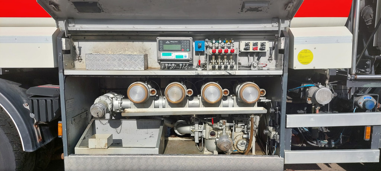 Xe bồn DAF CF 360: hình 11