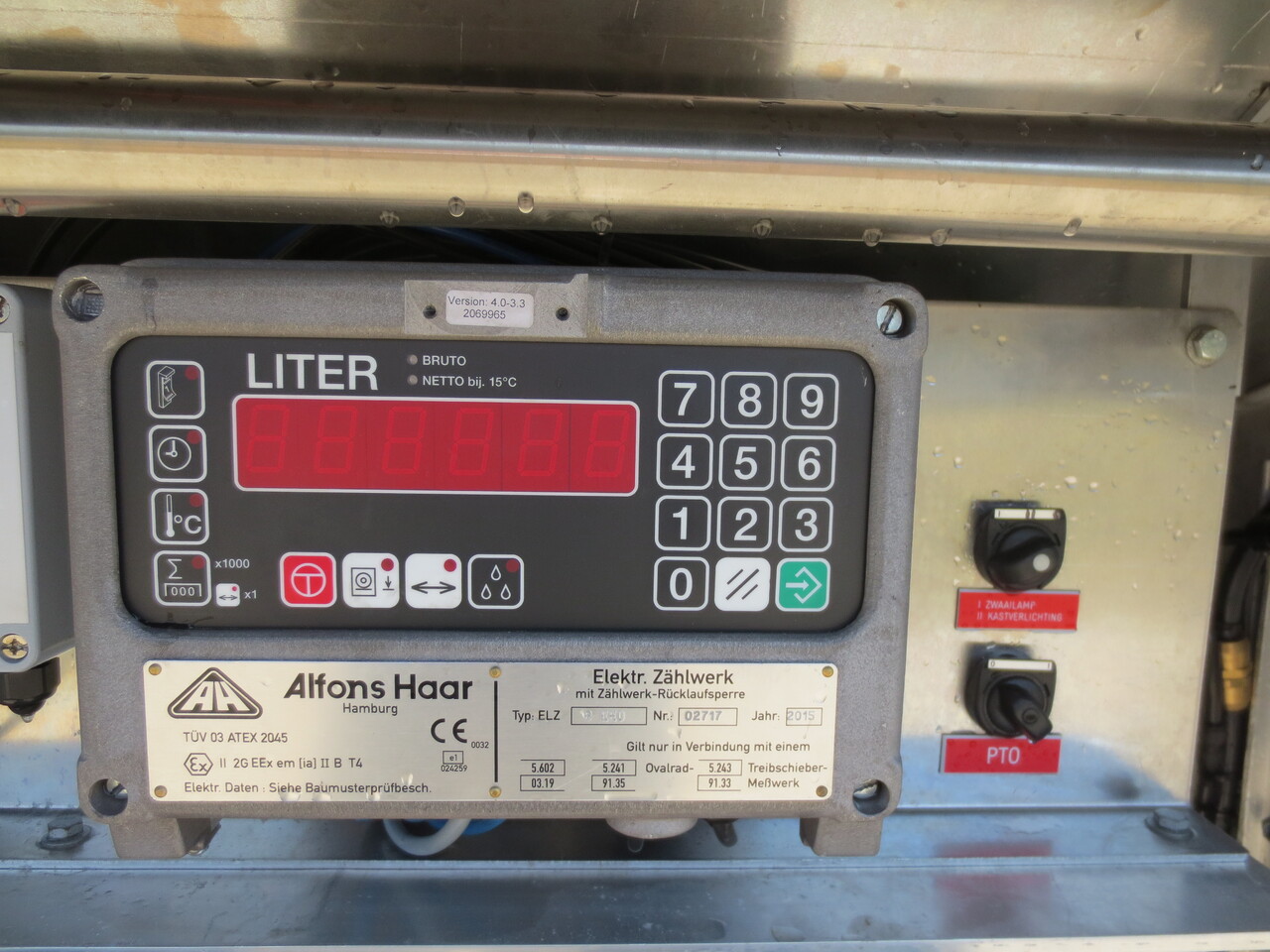 SCANIA G370 - Xe bồn: hình 3 SCANIA G370 - Xe bồn: hình 3