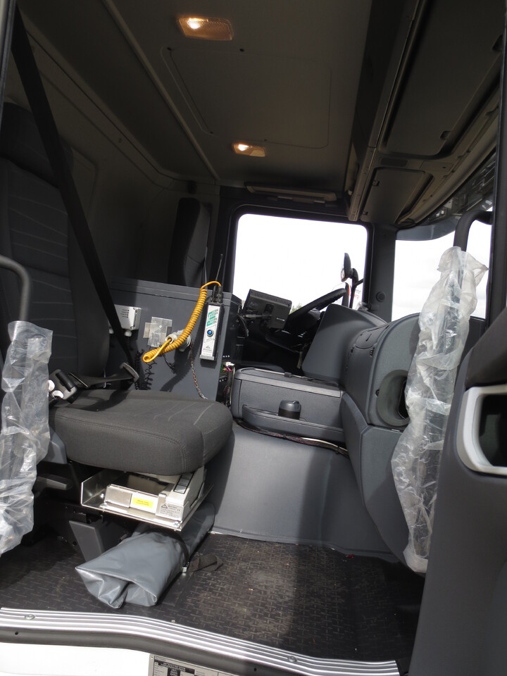 SCANIA G370 - Xe bồn: hình 4 SCANIA G370 - Xe bồn: hình 4