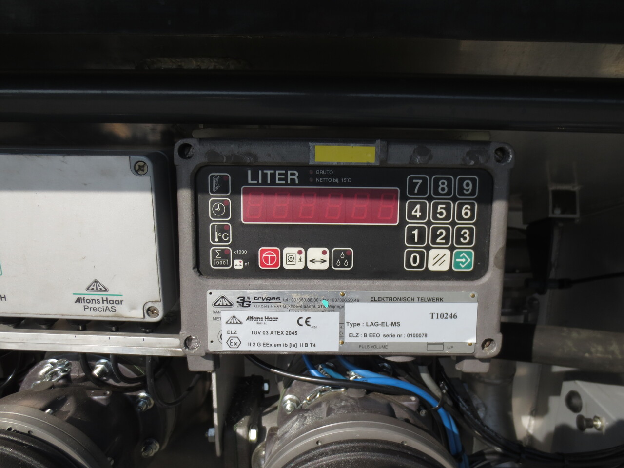 SCANIA G370 - Xe bồn: hình 2 SCANIA G370 - Xe bồn: hình 2