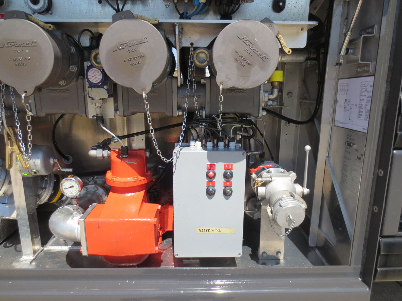 SCANIA G370 - Xe bồn: hình 4 SCANIA G370 - Xe bồn: hình 4