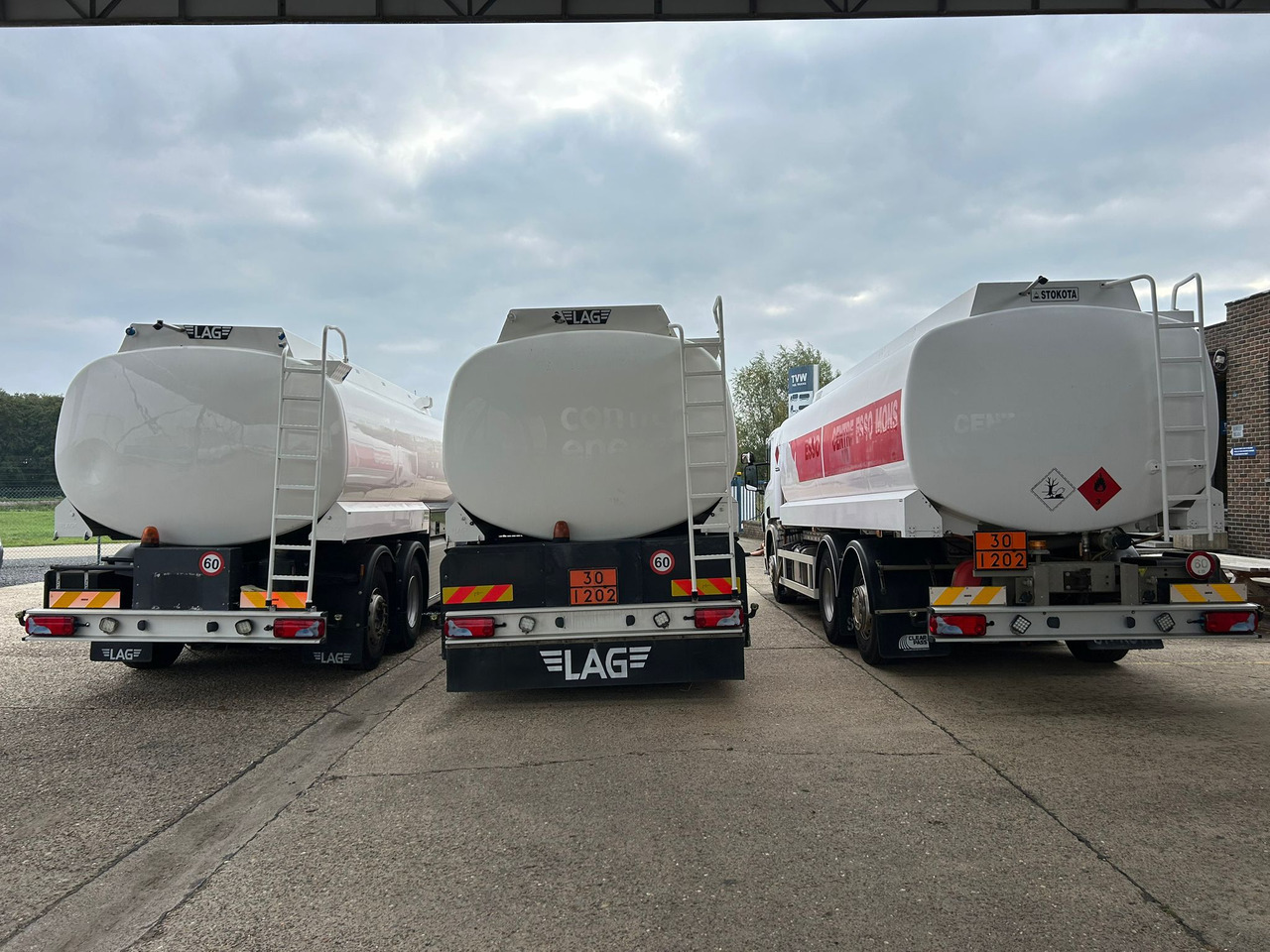 SCANIA PRT, P310, P380 (lot of 3) - Xe bồn: hình 5 SCANIA PRT, P310, P380 (lot of 3) - Xe bồn: hình 5