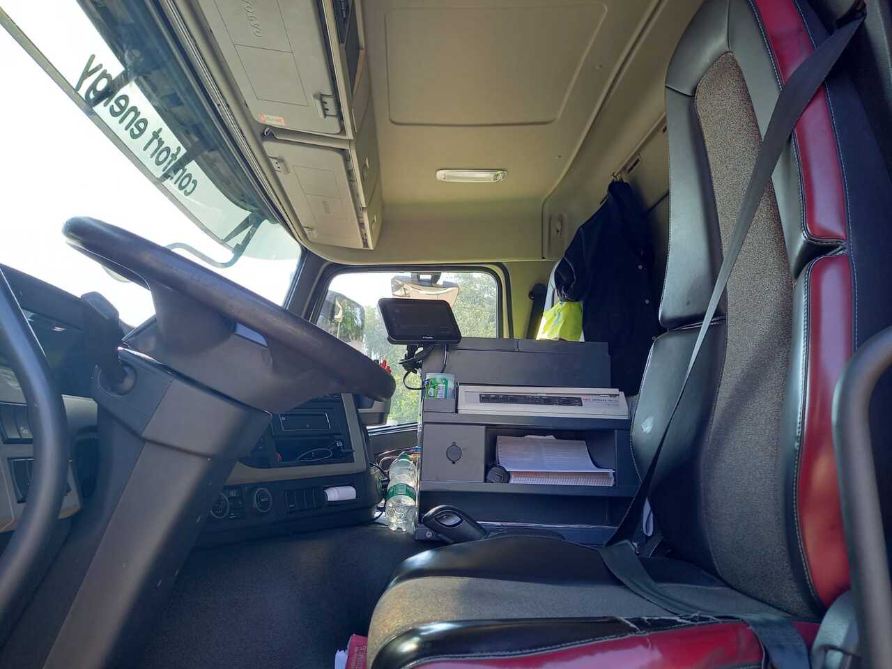 VOLVO FM - Xe bồn: hình 4 VOLVO FM - Xe bồn: hình 4