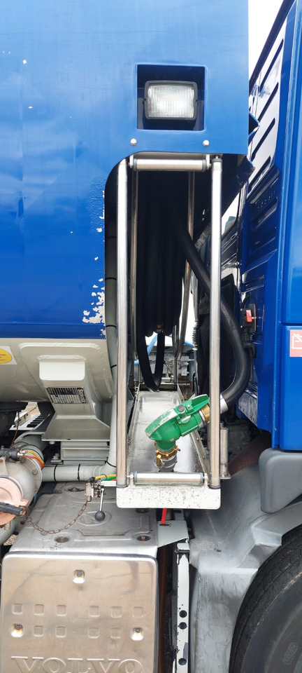VOLVO FM - Xe bồn: hình 4 VOLVO FM - Xe bồn: hình 4