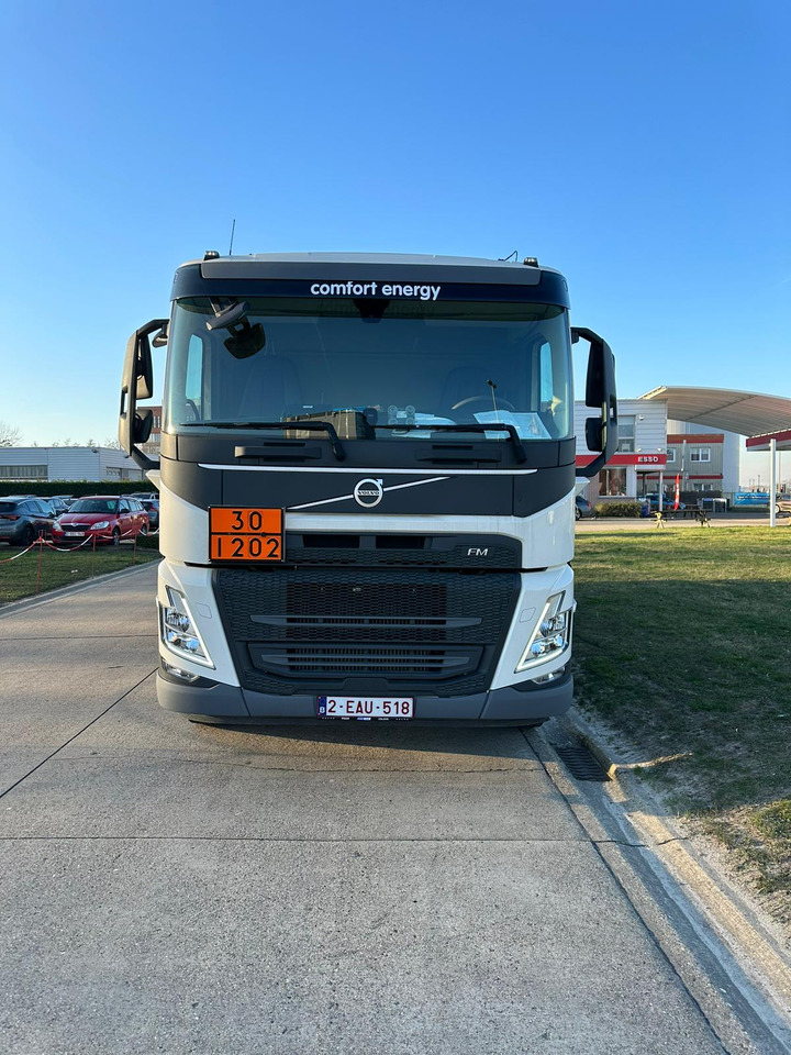 VOLVO FM - Xe bồn: hình 4 VOLVO FM - Xe bồn: hình 4