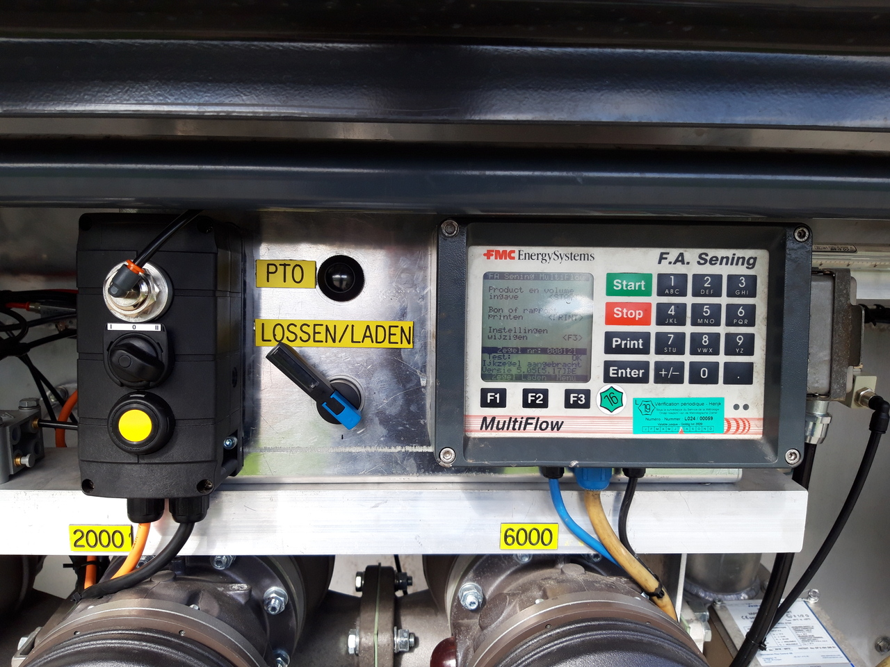 VOLVO FM - Xe bồn: hình 4 VOLVO FM - Xe bồn: hình 4