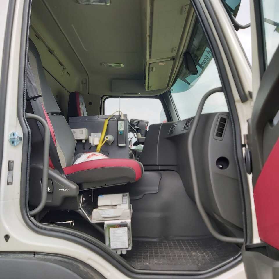 VOLVO FM430HP - Xe bồn: hình 5 VOLVO FM430HP - Xe bồn: hình 5