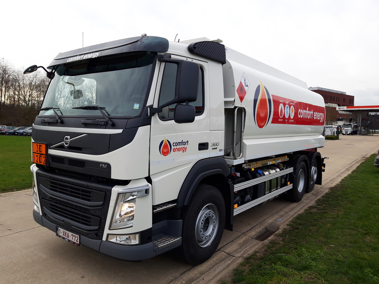 Volvo FM - Xe bồn: hình 1 Volvo FM - Xe bồn: hình 1