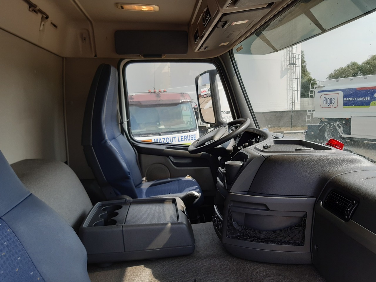 Volvo FMFH - Xe bồn: hình 4 Volvo FMFH - Xe bồn: hình 4