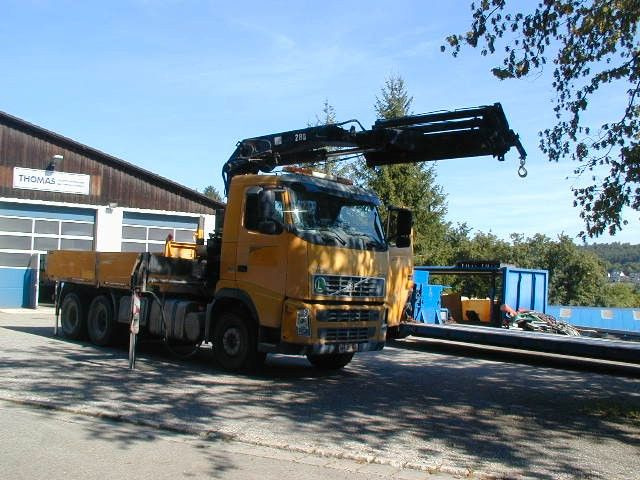 Volvo FH 12 6x4 - Xe tải thùng lửng/ Phẳng, Xe cẩu tự hành: hình 4 Volvo FH 12 6x4 - Xe tải thùng lửng/ Phẳng, Xe cẩu tự hành: hình 4
