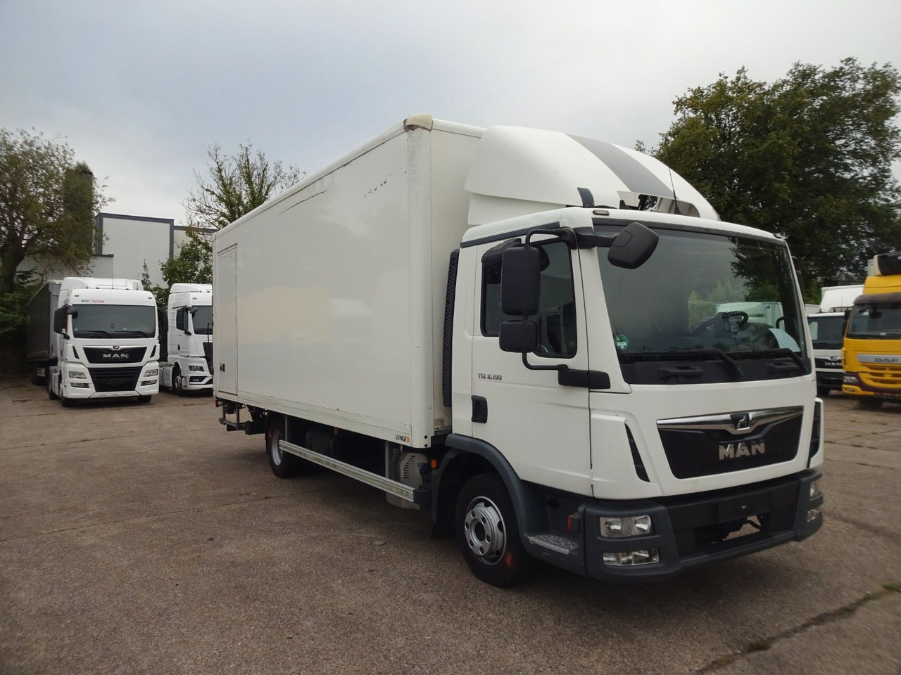 MAN TGL 8.190, LBW, Luft, Tempomat, Standheizung - Xe tải nhỏ thùng kín: hình 3 MAN TGL 8.190, LBW, Luft, Tempomat, Standheizung - Xe tải nhỏ thùng kín: hình 3