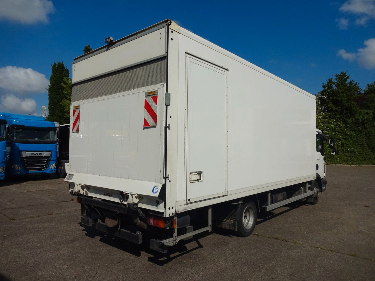 MAN TGL 8.190, LBW, Luft, Tempomat, Standheizung - Xe tải nhỏ thùng kín: hình 5 MAN TGL 8.190, LBW, Luft, Tempomat, Standheizung - Xe tải nhỏ thùng kín: hình 5