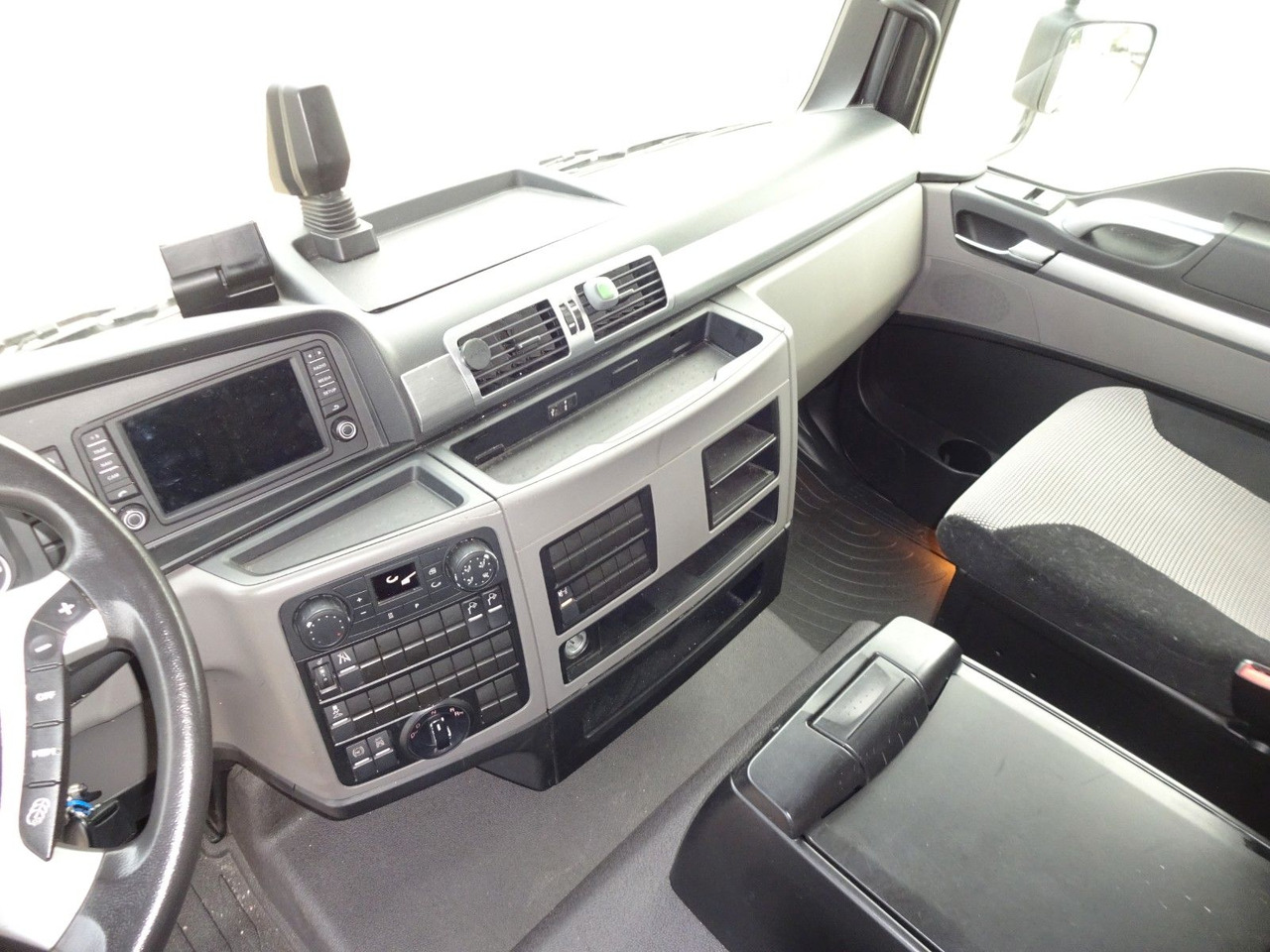 Xe tải nhỏ thùng kín MAN TGL 8.190, LBW, Luft, Tempomat, Standheizung: hình 24