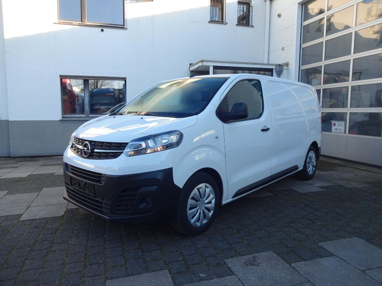 Opel 50 x Vivaro Kasten, L1H1, Klima, PDC, Tempomat - Xe van nhỏ gọn: hình 1 Opel 50 x Vivaro Kasten, L1H1, Klima, PDC, Tempomat - Xe van nhỏ gọn: hình 1
