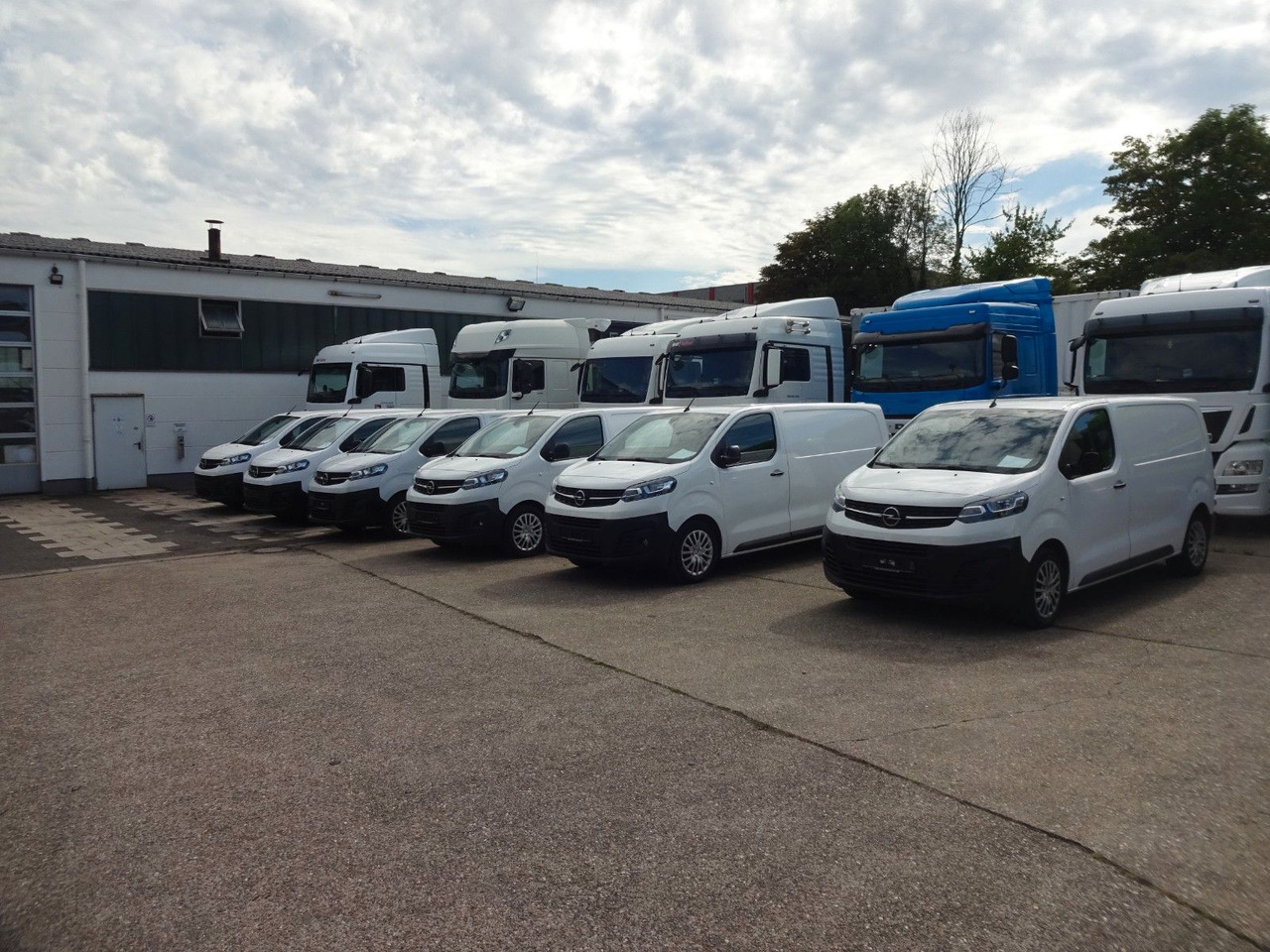 Opel Opel 5 x Vivaro Kasten L1H1, Klima, PDC, - Xe van nhỏ gọn: hình 2 Opel Opel 5 x Vivaro Kasten L1H1, Klima, PDC, - Xe van nhỏ gọn: hình 2