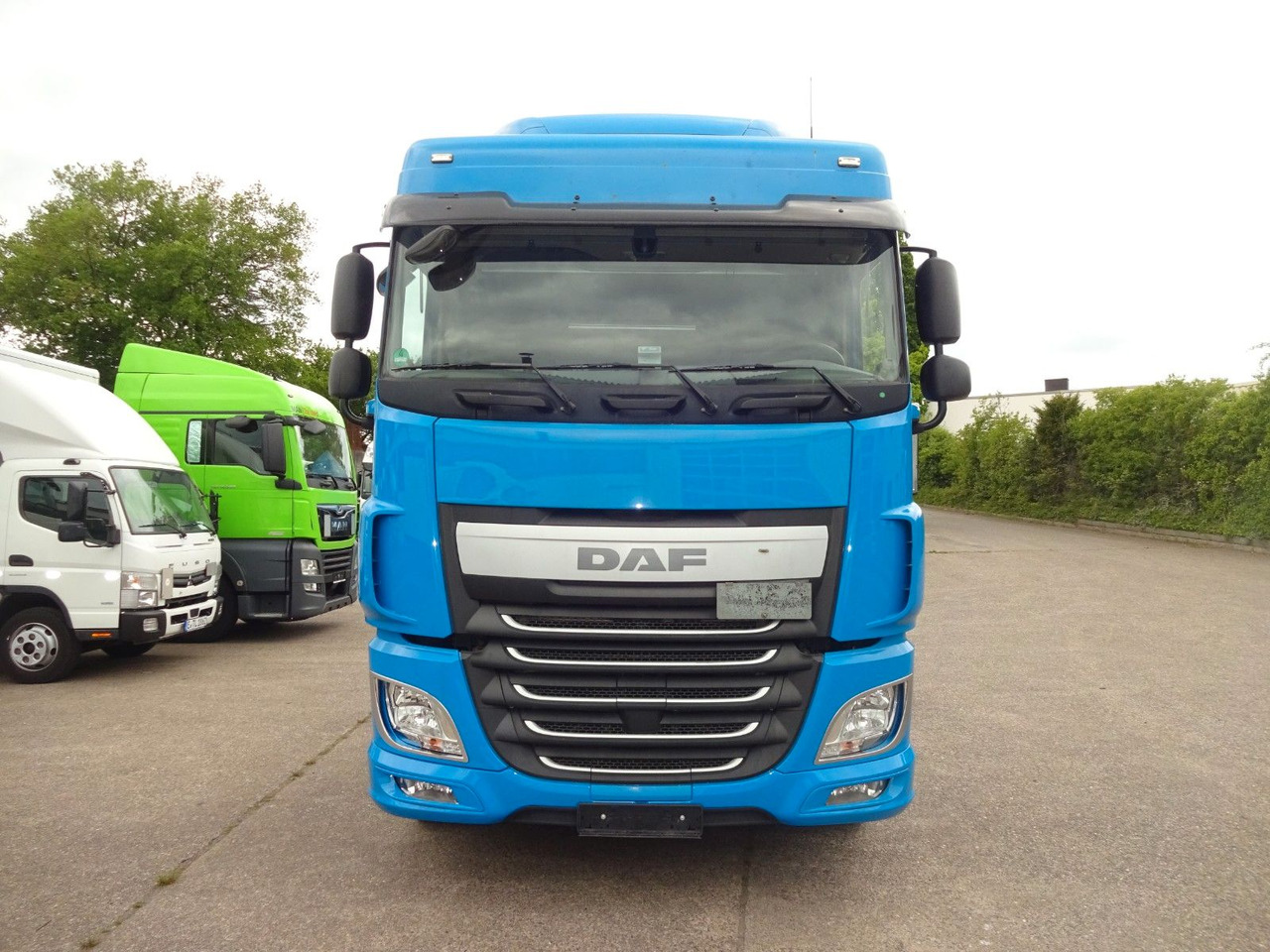 DAF XF 440, SC, Klima, 2 x Tank, Intarder, - Xe đầu kéo: hình 2 DAF XF 440, SC, Klima, 2 x Tank, Intarder, - Xe đầu kéo: hình 2