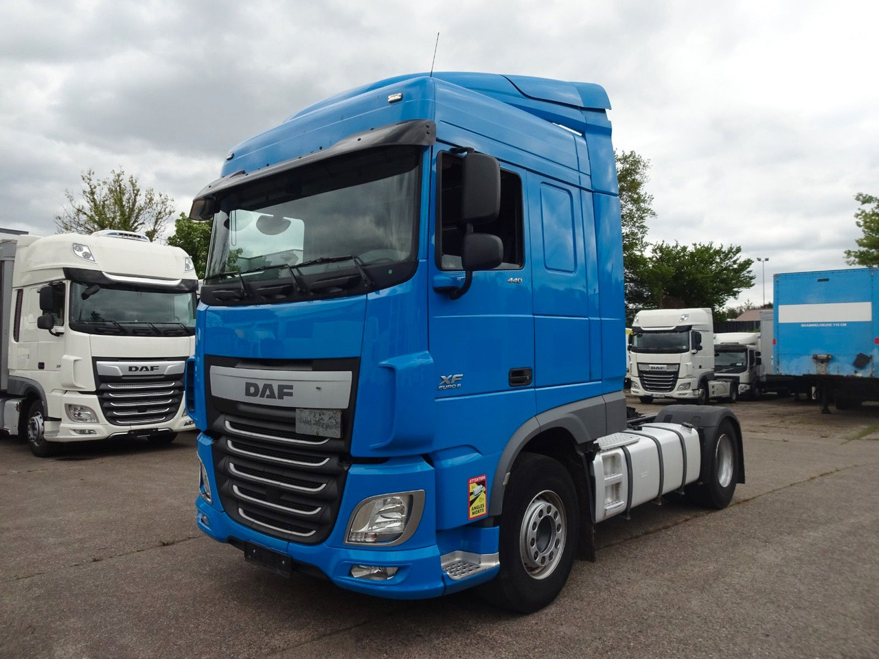 DAF XF 440, SC, Klima, 2 x Tank, Intarder, Standklim - Xe đầu kéo: hình 1 DAF XF 440, SC, Klima, 2 x Tank, Intarder, Standklim - Xe đầu kéo: hình 1