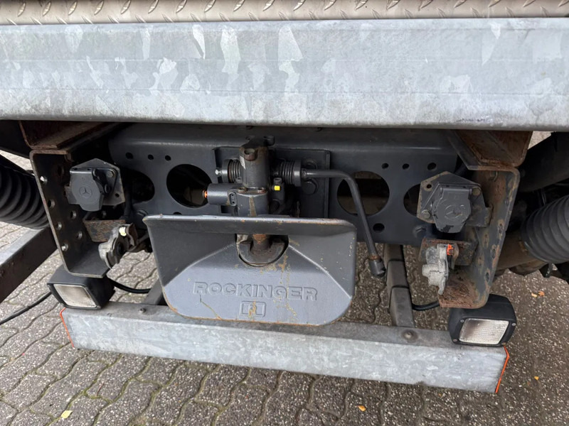 Mercedes-Benz Antos 1930 Frigoblock Dual temp 3 compartiments LBW AHK 319.640KM EURO 6 NL Truck! - Xe tải đẳng nhiệt: hình 5 Mercedes-Benz Antos 1930 Frigoblock Dual temp 3 compartiments LBW AHK 319.640KM EURO 6 NL Truck! - Xe tải đẳng nhiệt: hình 5