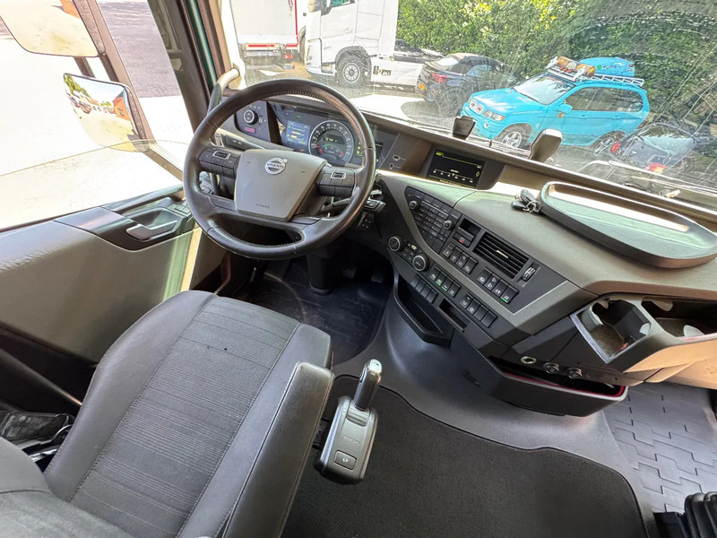 Xe đầu kéo Volvo FH 500 Globetrotter XL ADR! 305.330KM! Gestuurde Voorloopas 2x tank APK 03/2026: hình 5