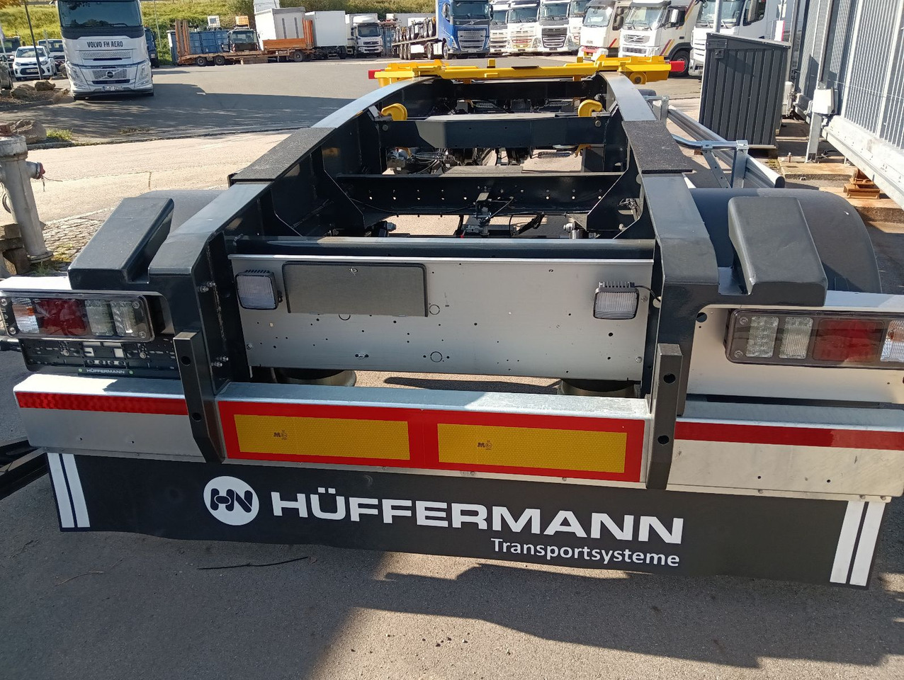 Hüffermann HSA1870 SAF VERZINKT Schlitten 5m-7m 3158kg NEU - Rơ moóc thùng chứa: hình 2 Hüffermann HSA1870 SAF VERZINKT Schlitten 5m-7m 3158kg NEU - Rơ moóc thùng chứa: hình 2
