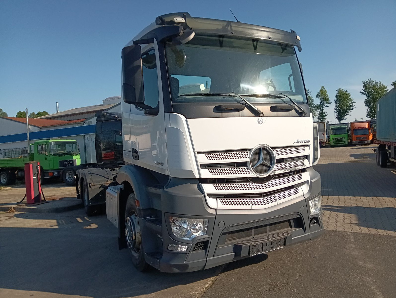 Mercedes-Benz ANTOS 2545 6x2 Lenkachse Luft/Luft PTO AHK - Xe tải khung gầm: hình 2 Mercedes-Benz ANTOS 2545 6x2 Lenkachse Luft/Luft PTO AHK - Xe tải khung gầm: hình 2
