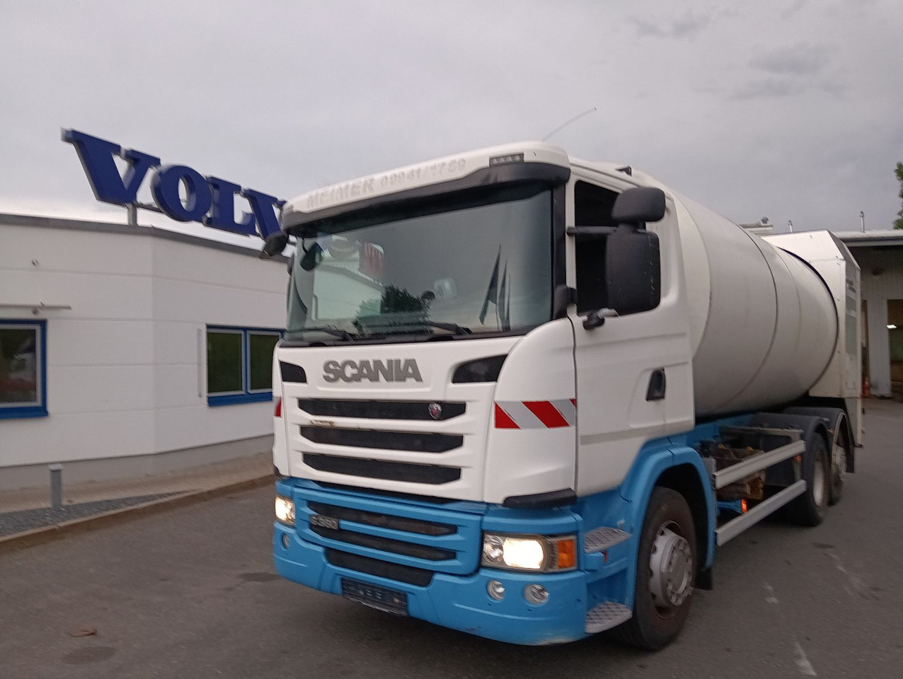 Scania G360 6x2 RETARDER FAUN ROTOPRESS 521L Zöller 230 - Xe tải chở rác: hình 4 Scania G360 6x2 RETARDER FAUN ROTOPRESS 521L Zöller 230 - Xe tải chở rác: hình 4