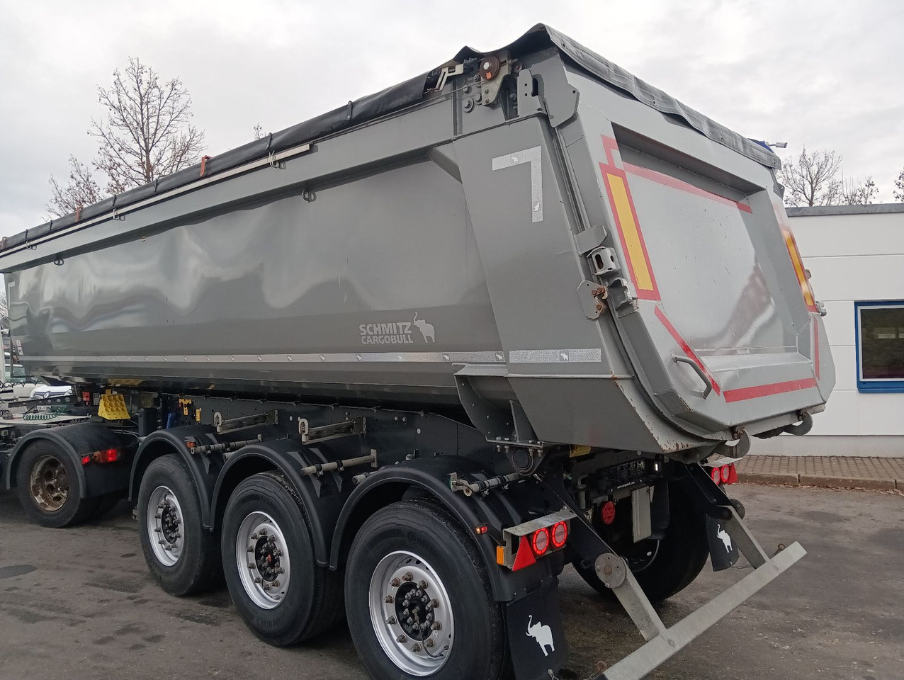 Schmitz Cargobull SKI24-7.2 SR HARDOX 27,5m3 FullOption 6348kg TÜV - Sơ mi rơ moóc ben: hình 4 Schmitz Cargobull SKI24-7.2 SR HARDOX 27,5m3 FullOption 6348kg TÜV - Sơ mi rơ moóc ben: hình 4