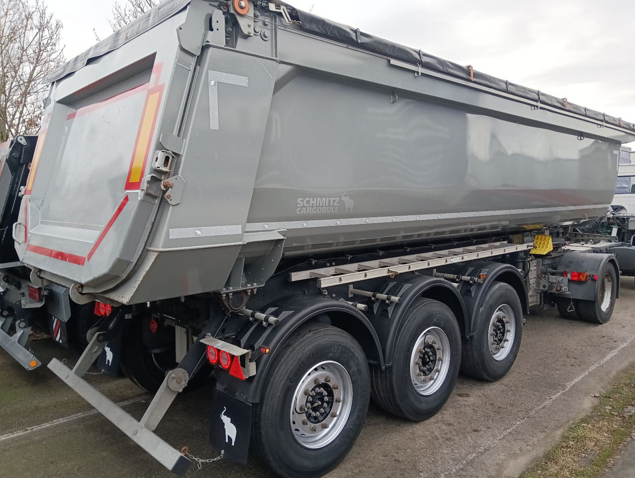 Schmitz Cargobull SKI24-7.2 SR HARDOX 27,5m3 FullOption 6348kg TÜV - Sơ mi rơ moóc ben: hình 5 Schmitz Cargobull SKI24-7.2 SR HARDOX 27,5m3 FullOption 6348kg TÜV - Sơ mi rơ moóc ben: hình 5