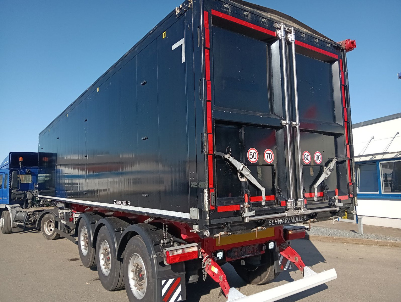 Schwarzmüller K-Serie ALU 54m3 Getreide Nur 69.340km 6250kg - Sơ mi rơ moóc ben: hình 1 Schwarzmüller K-Serie ALU 54m3 Getreide Nur 69.340km 6250kg - Sơ mi rơ moóc ben: hình 1