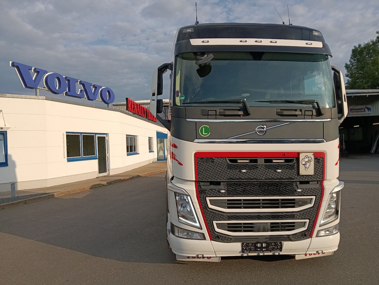 Volvo FH 460 Globe "VIN-LB"MultiBDF I-PARC LENKACHSE - Xe chở container/ Xe tải hoán đổi thân: hình 2 Volvo FH 460 Globe "VIN-LB"MultiBDF I-PARC LENKACHSE - Xe chở container/ Xe tải hoán đổi thân: hình 2