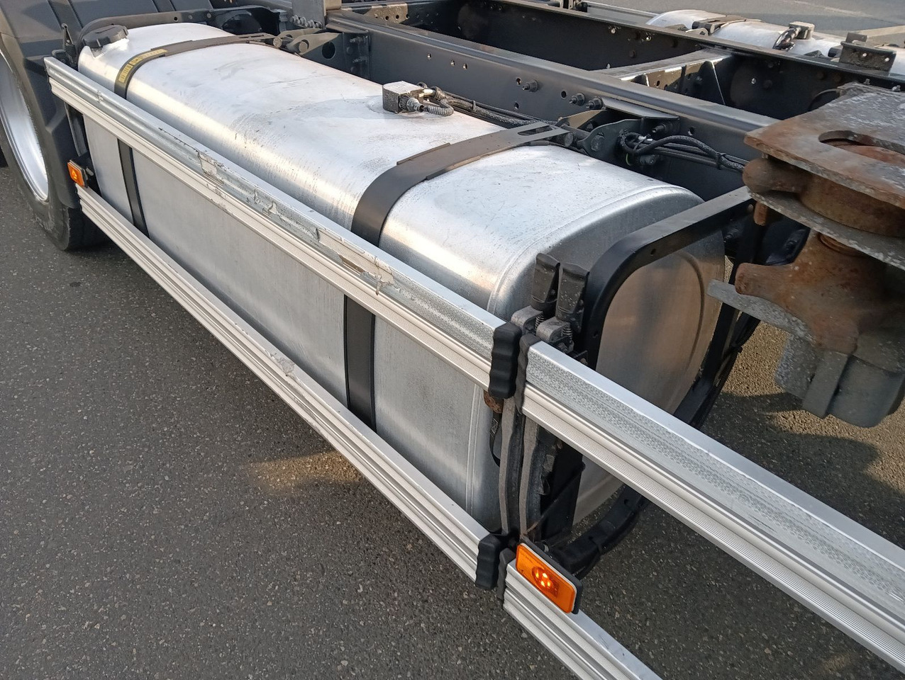 Xe chở container/ Xe tải hoán đổi thân Volvo FH 460 Globe "VIN-LB"MultiBDF I-PARC LENKACHSE: hình 18