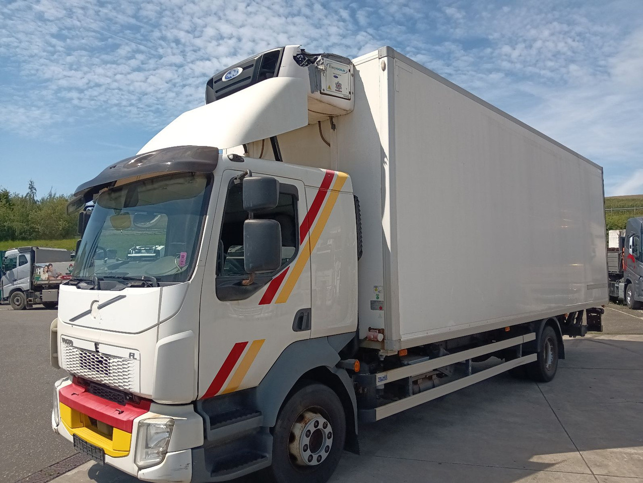Volvo FL250 4x2R 14t CarrierSupra550 7,3m LBW1.5tKlima - Xe tải đông lạnh: hình 1 Volvo FL250 4x2R 14t CarrierSupra550 7,3m LBW1.5tKlima - Xe tải đông lạnh: hình 1