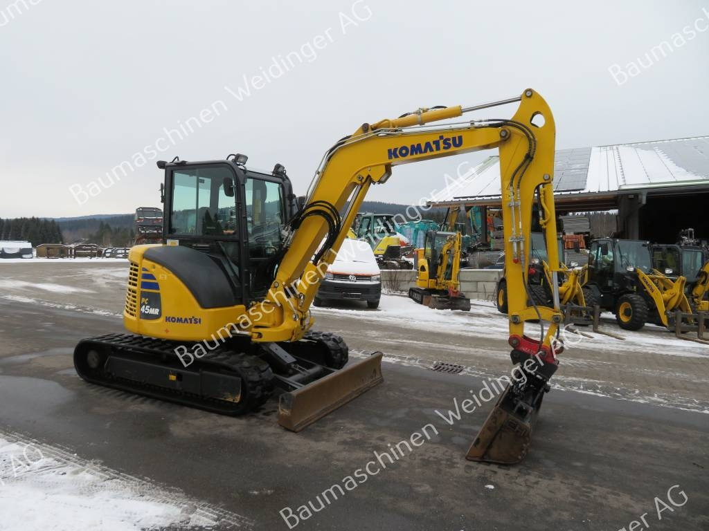 Komatsu PC 45 MR-5 - Máy xúc mini: hình 1 Komatsu PC 45 MR-5 - Máy xúc mini: hình 1