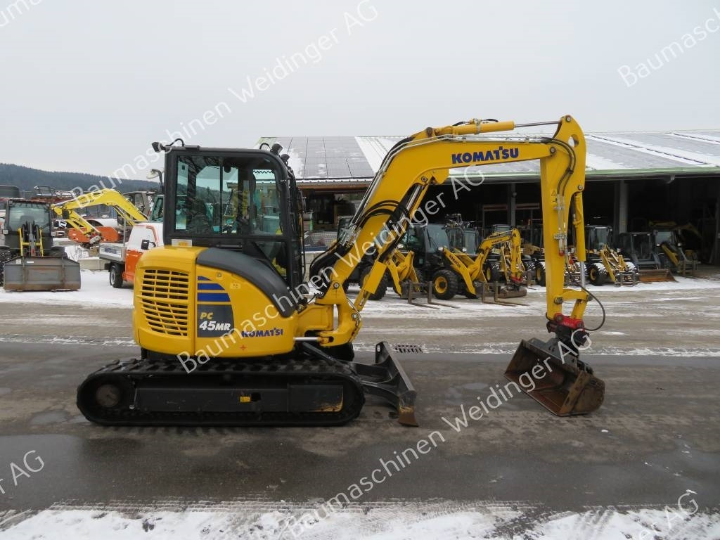 Komatsu PC 45 MR-5 - Máy xúc mini: hình 2 Komatsu PC 45 MR-5 - Máy xúc mini: hình 2