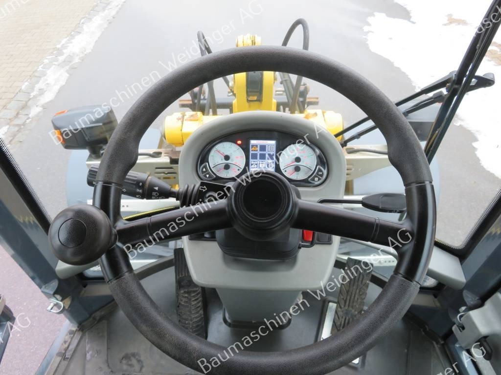 Cho thuê Yanmar V 80 Yanmar V 80: hình 11 Cho thuê Yanmar V 80 Yanmar V 80: hình 11