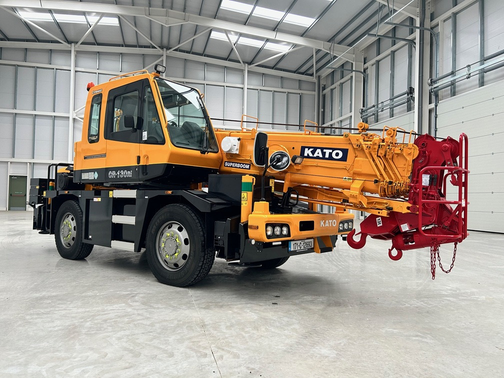 KATO CR-130Ri - 13 Ton City Crane with Only 8,563 miles from New !! - Cẩu bánh lốp: hình 2 KATO CR-130Ri - 13 Ton City Crane with Only 8,563 miles from New !! - Cẩu bánh lốp: hình 2