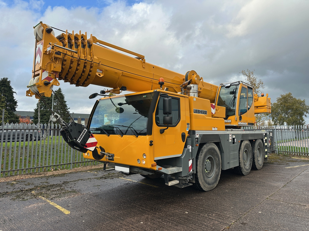 LIEBHERR LTM1060-3.1 - In Brand New Condition, Only 997 Hours - Cần cẩu mọi địa hình: hình 2 LIEBHERR LTM1060-3.1 - In Brand New Condition, Only 997 Hours - Cần cẩu mọi địa hình: hình 2