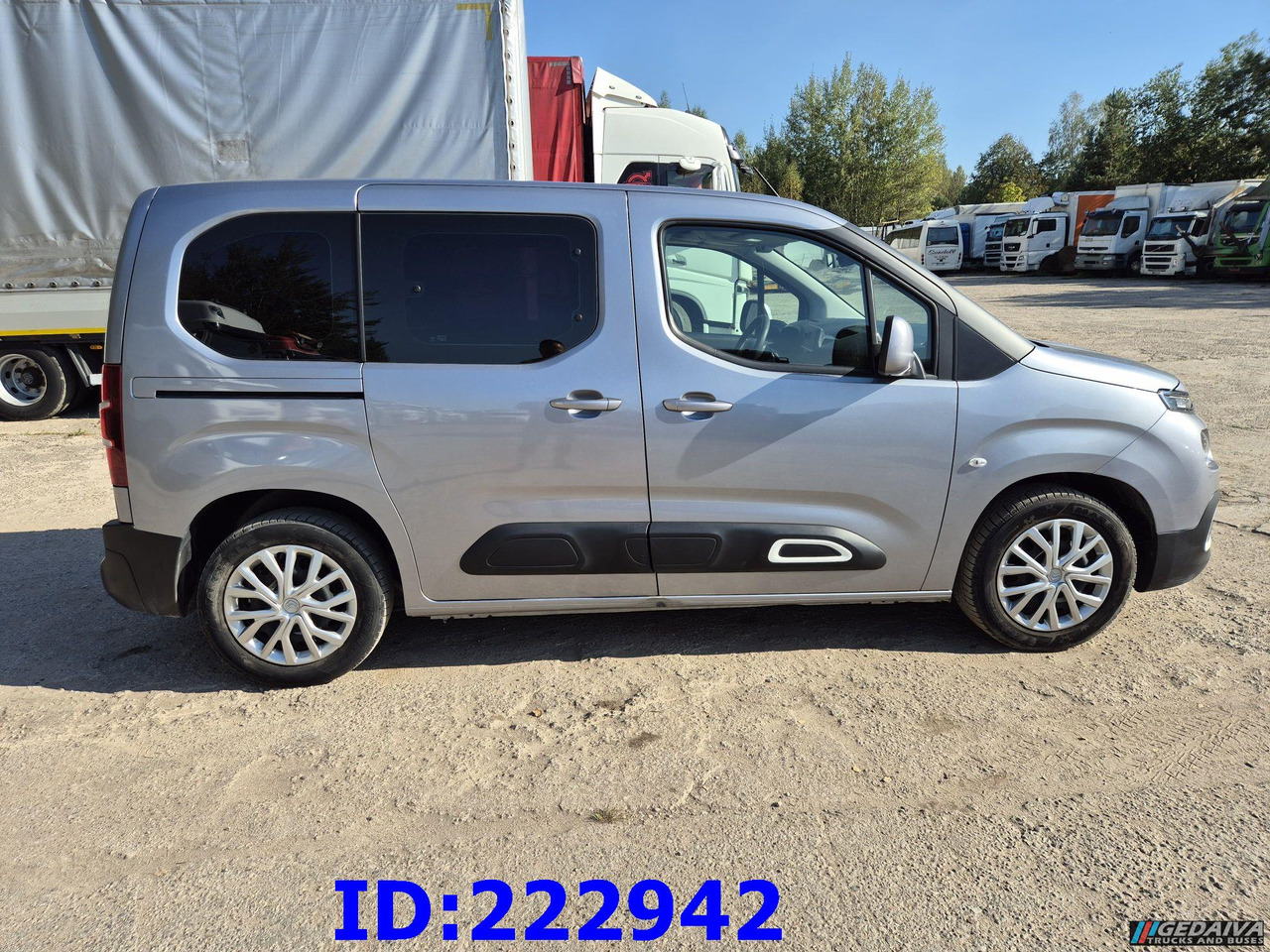 CITROEN Berlingo - Xe van chở khách: hình 5 CITROEN Berlingo - Xe van chở khách: hình 5