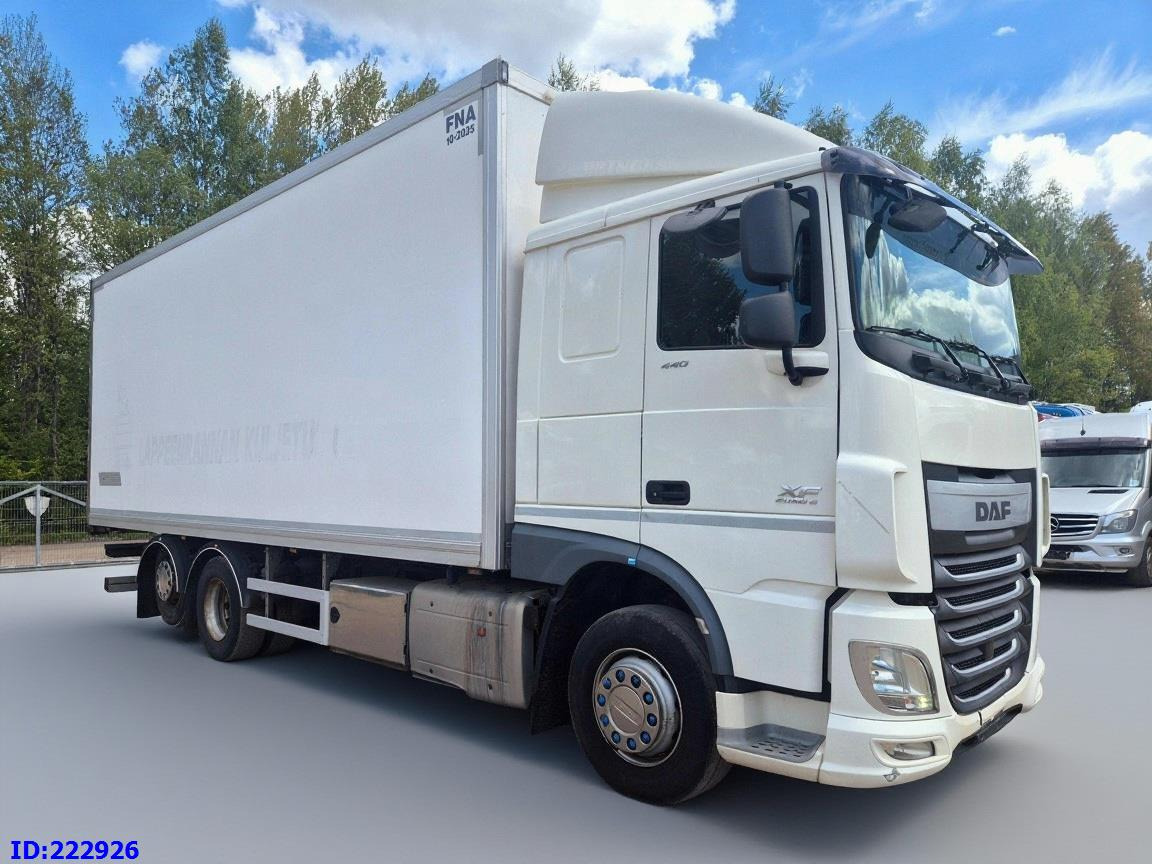 DAF XF 106 440 FAR 6x2 Euro6 - Xe tải đẳng nhiệt: hình 4 DAF XF 106 440 FAR 6x2 Euro6 - Xe tải đẳng nhiệt: hình 4