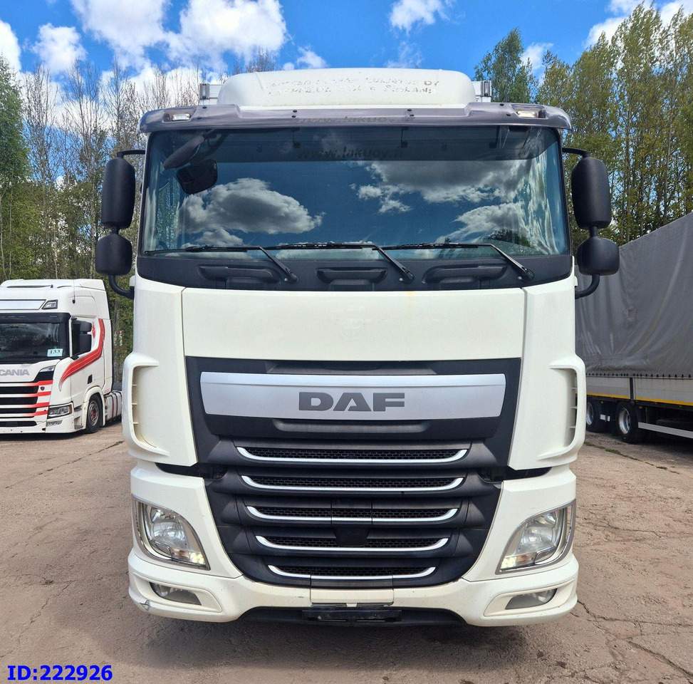 DAF XF 106 440 FAR 6x2 Euro6 - Xe tải đẳng nhiệt: hình 2 DAF XF 106 440 FAR 6x2 Euro6 - Xe tải đẳng nhiệt: hình 2