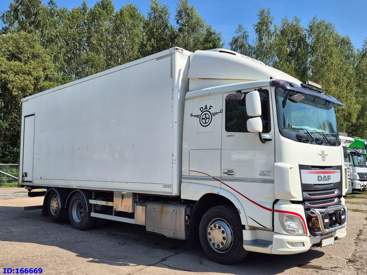 DAF XF 106.460 FAR 6X2 Euro6 - Xe tải đông lạnh: hình 4 DAF XF 106.460 FAR 6X2 Euro6 - Xe tải đông lạnh: hình 4