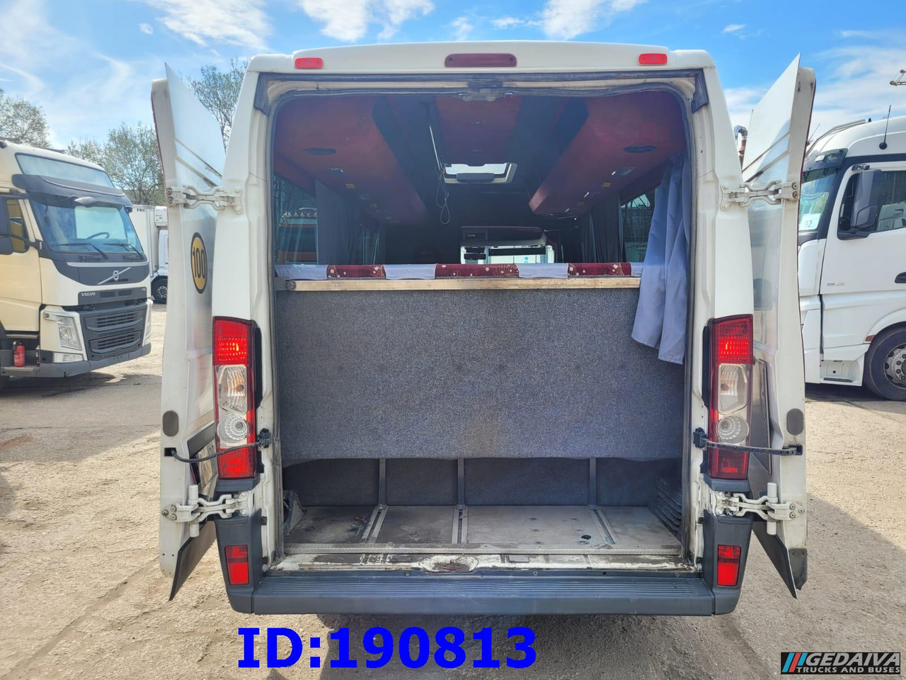 FIAT Ducato - VIP - 17 Seater - Xe đò: hình 5 FIAT Ducato - VIP - 17 Seater - Xe đò: hình 5