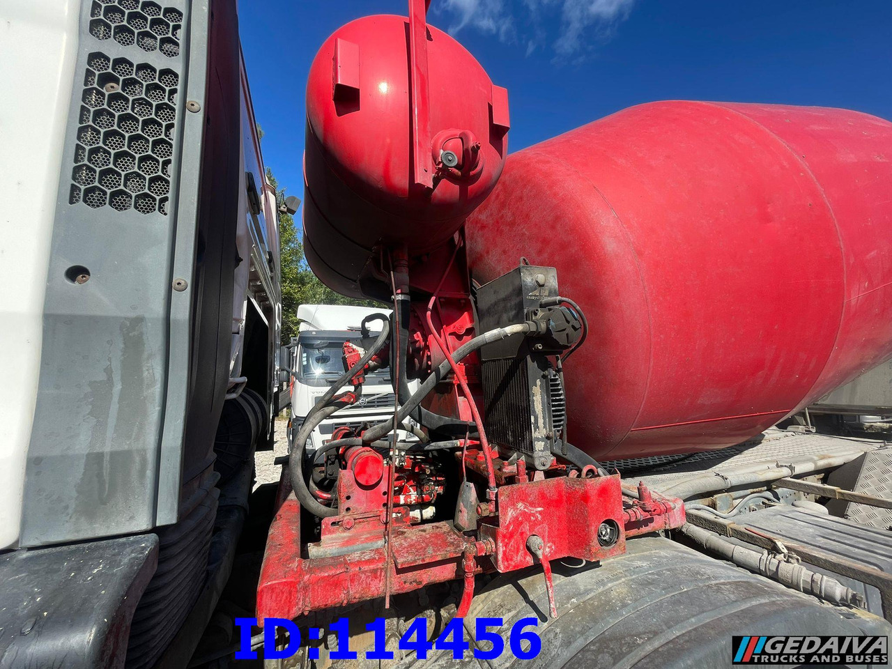 MAN TGA 35.480 8X4 8m3 Manual - Xe trộn bê tông: hình 5 MAN TGA 35.480 8X4 8m3 Manual - Xe trộn bê tông: hình 5