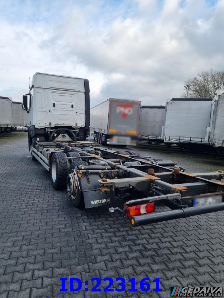 MERCEDES-BENZ Actros 2542 BDF 6x2 Euro6 - Xe tải khung gầm: hình 5 MERCEDES-BENZ Actros 2542 BDF 6x2 Euro6 - Xe tải khung gầm: hình 5