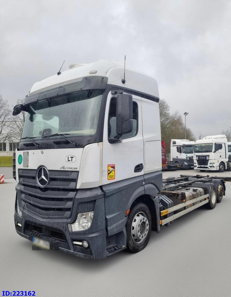MERCEDES-BENZ Actros 2542 BDF 6x2 Euro6 - Xe tải khung gầm: hình 1 MERCEDES-BENZ Actros 2542 BDF 6x2 Euro6 - Xe tải khung gầm: hình 1