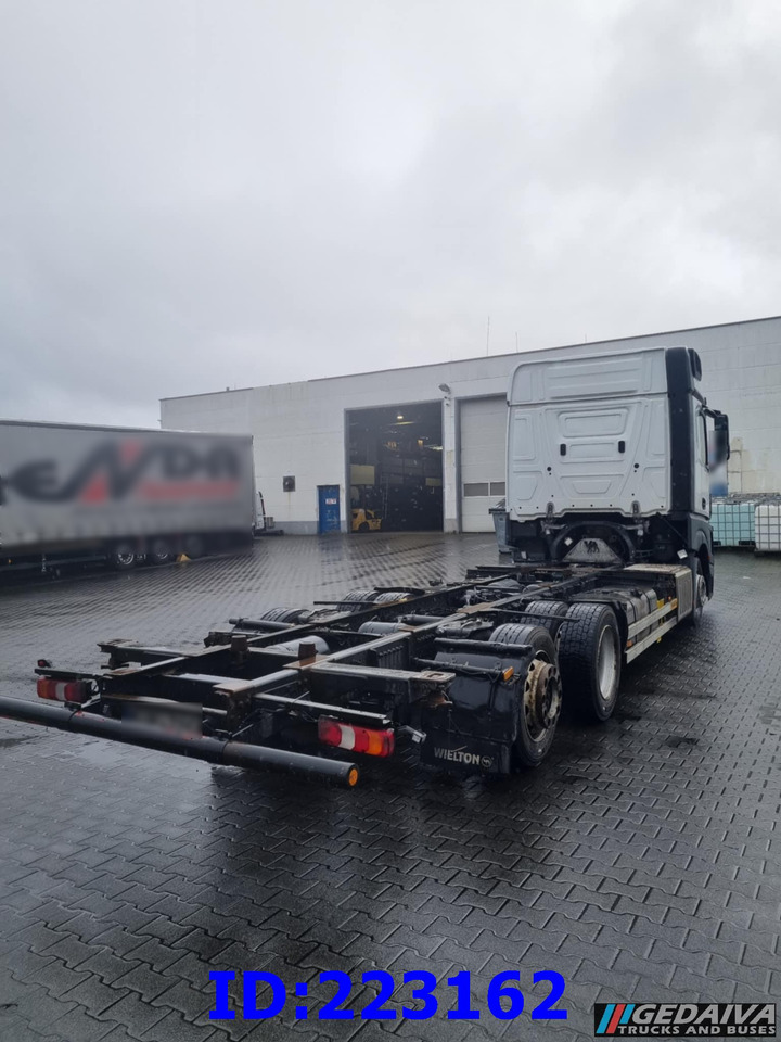 MERCEDES-BENZ Actros 2542 BDF 6x2 Euro6 - Xe tải khung gầm: hình 4 MERCEDES-BENZ Actros 2542 BDF 6x2 Euro6 - Xe tải khung gầm: hình 4