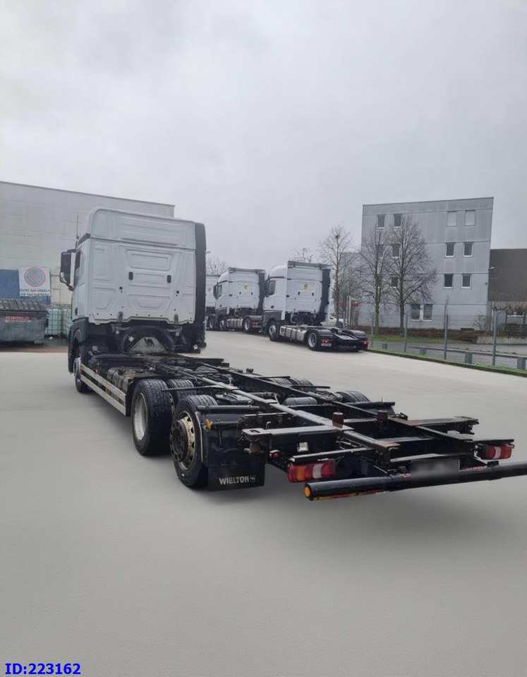 MERCEDES-BENZ Actros 2542 BDF 6x2 Euro6 - Xe tải khung gầm: hình 5 MERCEDES-BENZ Actros 2542 BDF 6x2 Euro6 - Xe tải khung gầm: hình 5